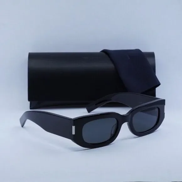 🕶️ New Saint Laurent SL697 001 Sunglasses - Black Frame, Black Lenses